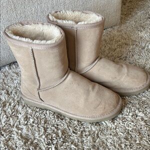 BearPaw Tan Shearling-Lined Winter Boots